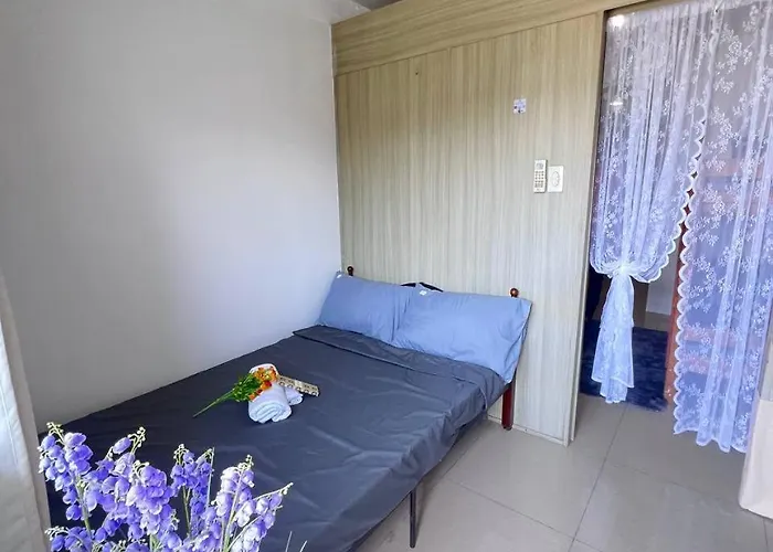 Unistay Shore Res W Bal Bay View Nr Moa Apartment Manila